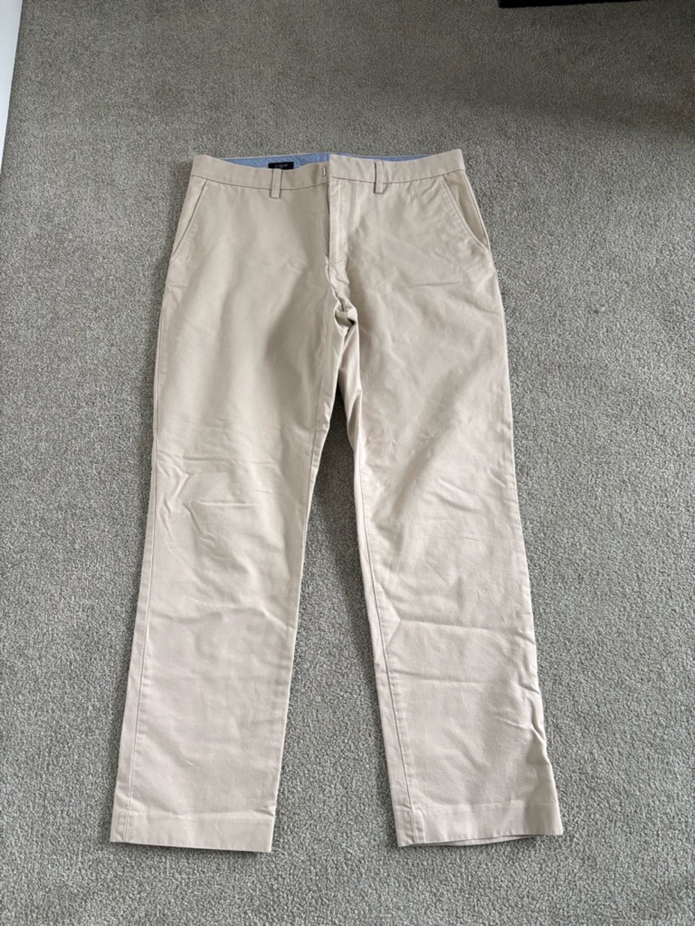 J Crew Men's Classic Beige Chino Pants